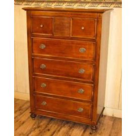 CASSETTIERA CON SETTE CASSETTI