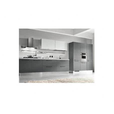 CUCINA LINEARE CON 3 COLONNE FINITURA GRIGIO CIELO