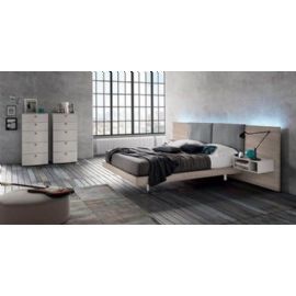 LETTO, COMODINI INSERITI SULLA TESTATA DEL LETTO E SETTIMINI