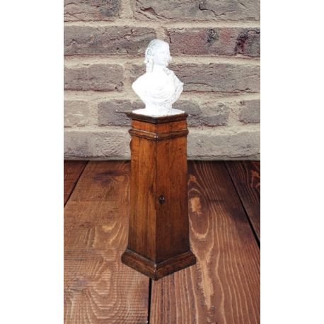 INGRESSO COLONNA PER STATUA