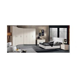 CAMERA CON ARMADIO ANGOLARE